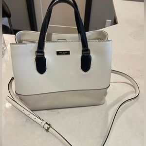 Kate Spade handbag with optional crossbody strap